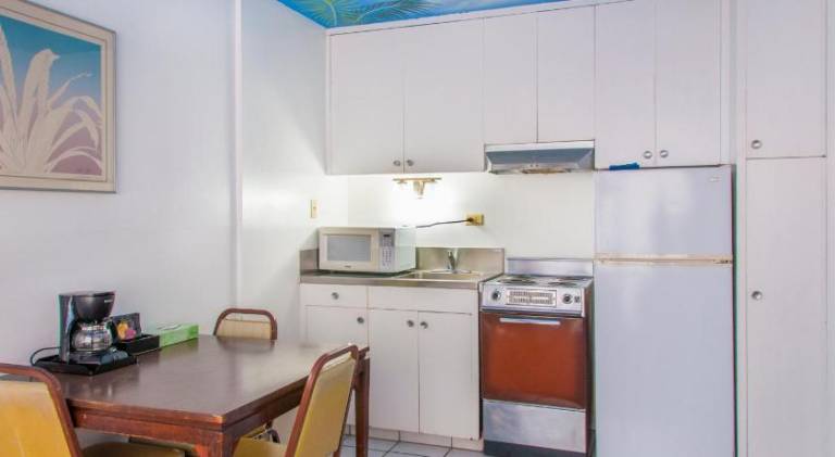 Holiday Surf Hotel — photo 4