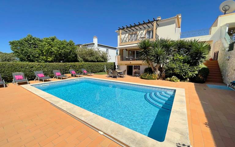 Villa  Lagos