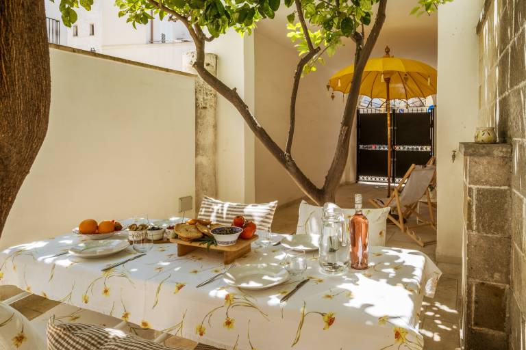 Apartment 'Dimora Egilò - Violet' with Private Terrace, Wi-Fi and Air Conditioning — photo 5
