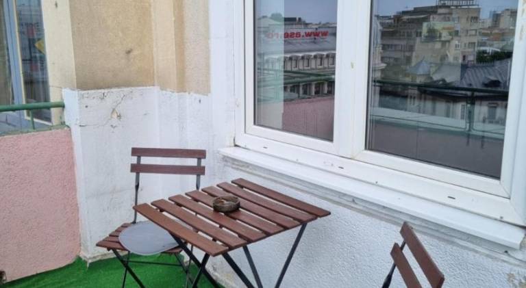 Holiday apartment with patio | Close to Romanian Athenaeum — photo 4