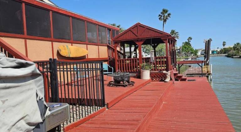 Vacation home with 5 rooms for 12 persons in Rockport, TX