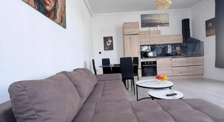 Lovely holiday apartment with jacuzzi & terrace | Pet-friendly — photo 2