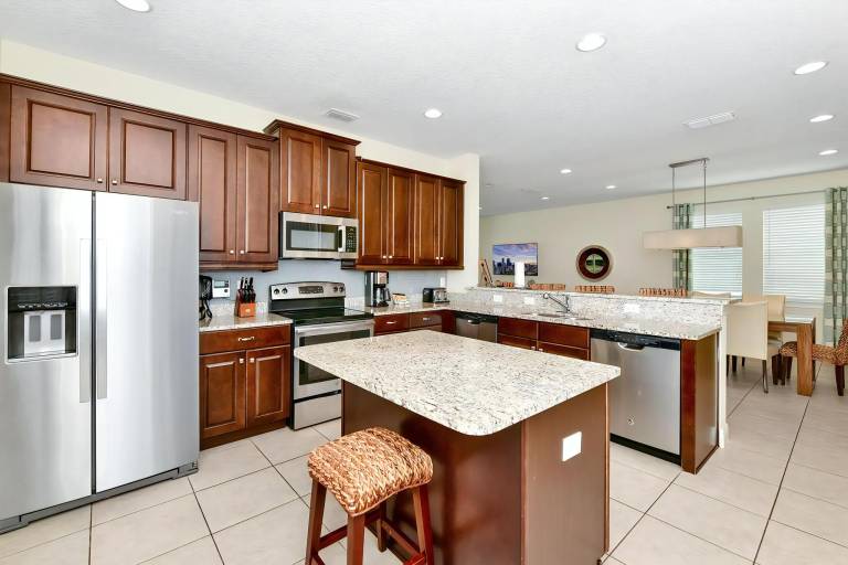 Family-oriented vacation home with private pool | Pets allowed — photo 3