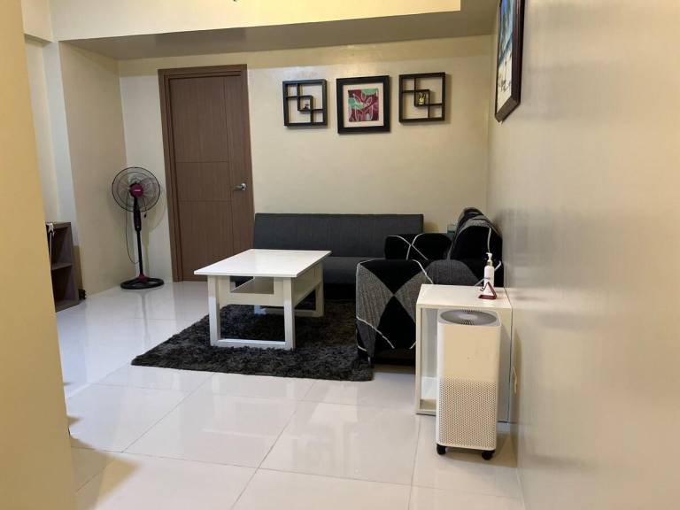 Lovely apartment with pool | Good for workation | Dogs allowed in Pasay