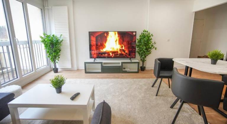 Luxury Suites Keyless Appartement Moderne et Spacieux 90 m2 Parking, Metro 14 Paris - Orly — photo 3