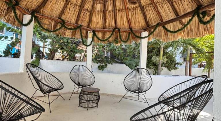 Mittoz House with beach access in Holbox downtown — photo 3
