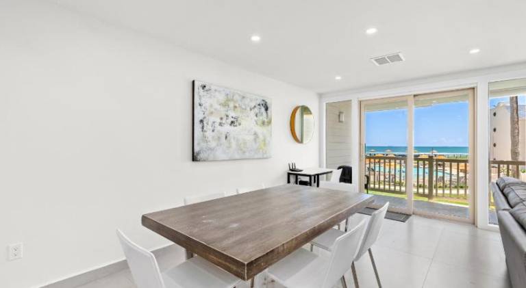 New Stunning Ocean-View Beachfront Resort, Heated Pool! — photo 5