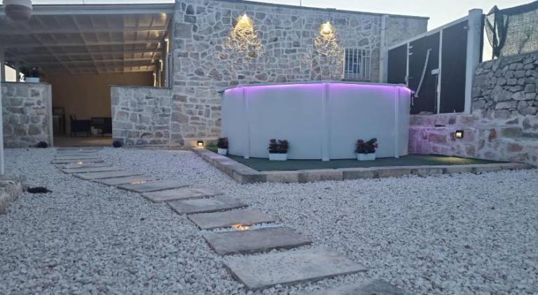 House with pool in Franca