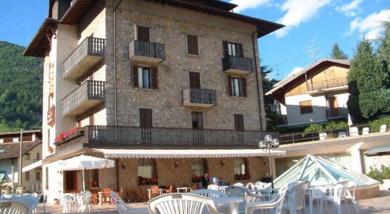 Hotel Carrara