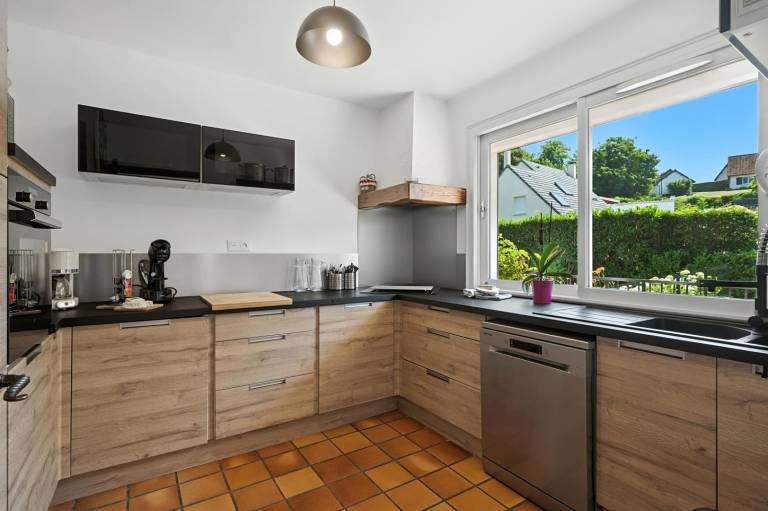 Gite with patio, garden & grill — photo 4