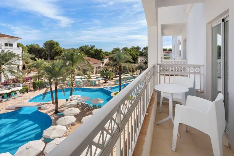 Aparthotel  Cala Agulla