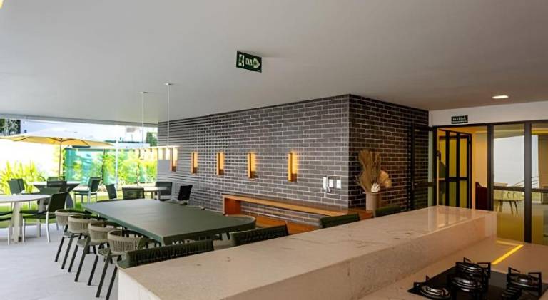Apartment with pool — photo 5