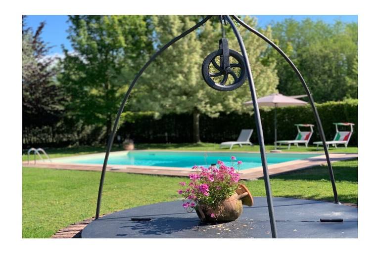 Fully equipped vacation home with barbeque, pool & yard | Pets allowed in Capannori