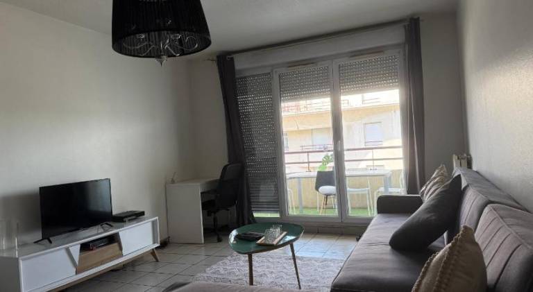 Apartment with 1 room for 5 persons — photo 2