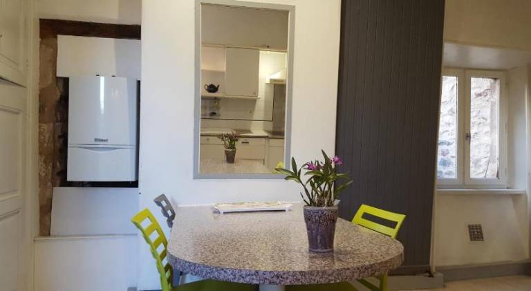 La Maison bleue, un emplacement de choix a Rodez — photo 2