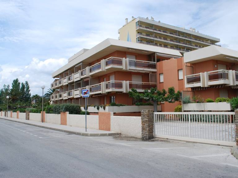 Enrumslägenhet  Le Lavandou