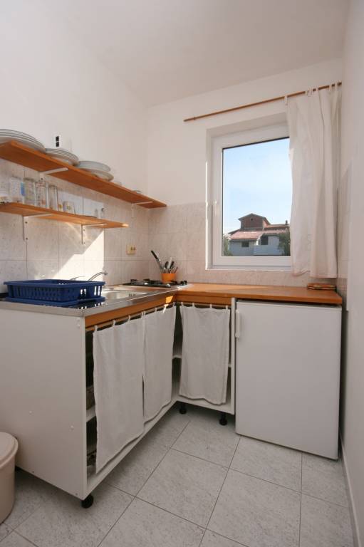 One bedroom apartment with terrace and sea view Mandre, Pag (A-6405-c) — photo 5