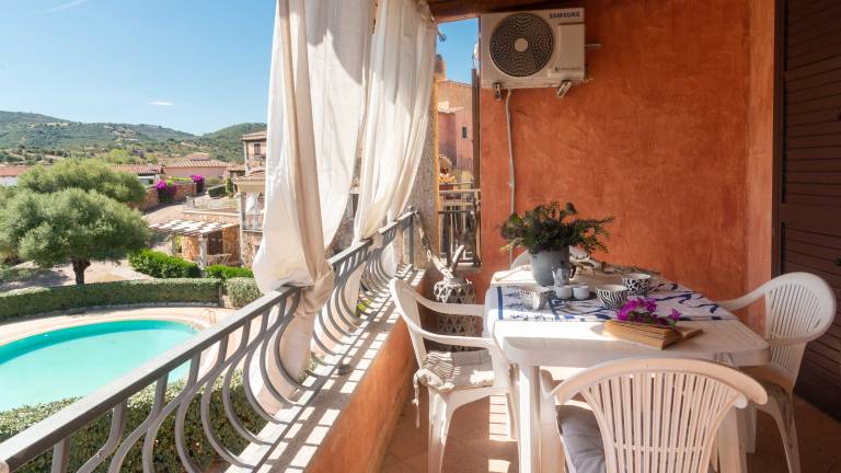 Children-friendly holiday apartment with terrace, pool & garden | Pool view | Pets allowed — photo 2