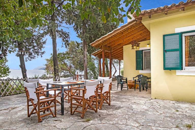 House with yard & patio | Sea view — photo 5