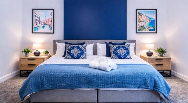 Ample house | Pets are welcome in Crewe