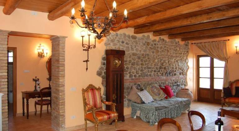 Villa with jacuzzi & pool | Pet-friendly — photo 2
