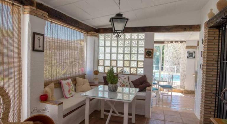 Vacation home with private pool, patio & grill — photo 2