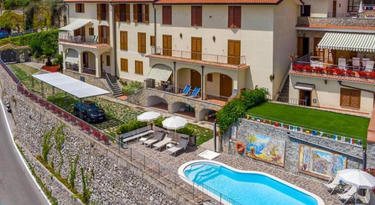 Villa with pool in Agerola