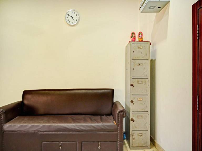 Goroomgo Laxmi Guest House Jadavpur Kolkata — photo 5