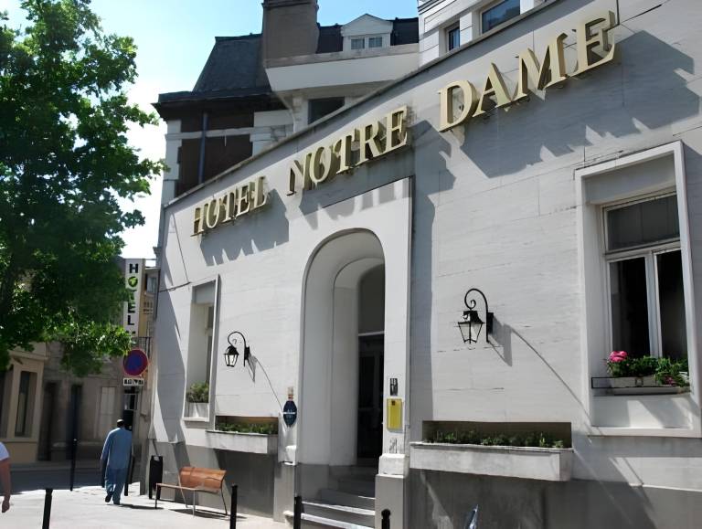 Brit Hotel Notre Dame in Valenciennes