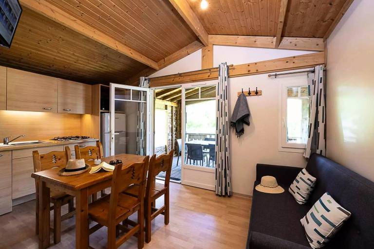 Campsite CHAMP LA CHEVRE - Chalet Charlay 3 bedrooms 6 people — photo 3