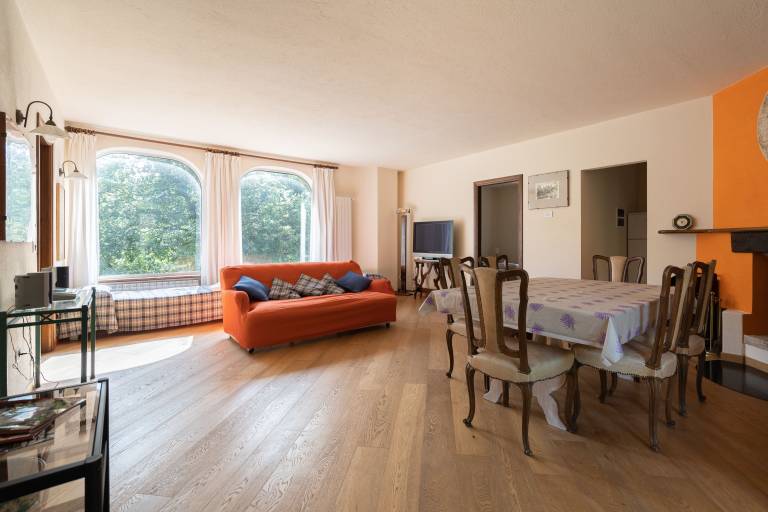 Lavanda Apartment with Mountain View, Terrace, Shared Seasonal Pool and Wi-Fi — photo 4
