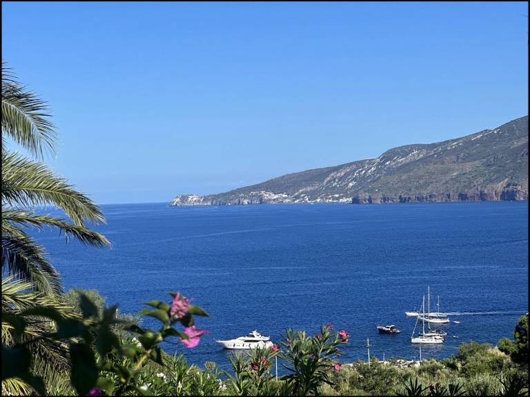 Ferienhaus in Lingua, Malfa f&uuml;r max. 6 Personen