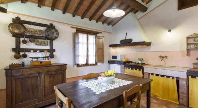 Lovely farm with pool, grill & patio | Pet-friendly — photo 3