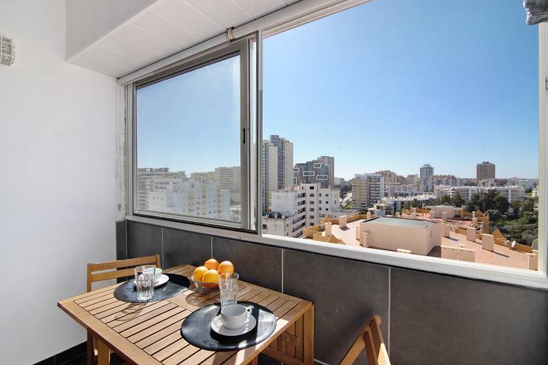 Fully equipped charming rental apartment with fast internet | City view | Beach nearby | Dogs allowed — photo 4