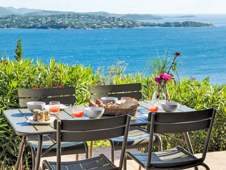 Ferienhaus in Porto-Vecchio, Korsika für max. 4 Personen Ferienhaus in Porto-Vecchio, Korsika für max. 4 Personen