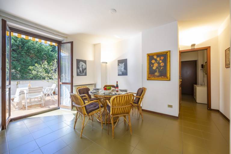 Family-friendly apartment with patio | Close to the beach | Good for workation | Pets are welcome — photo 5