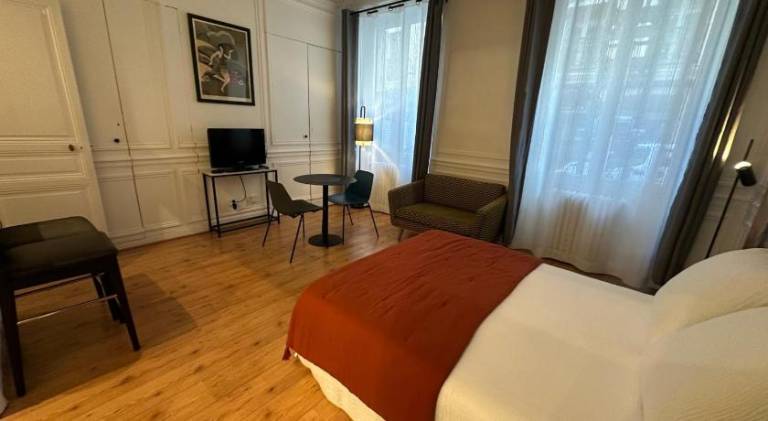 Charming holiday apartment | Next to Place de la Concorde | Pets are welcome — photo 2