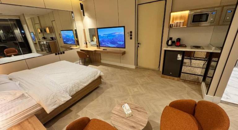 Apartment with patio in Riyadh