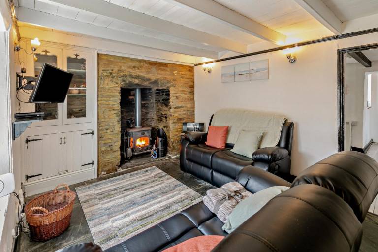 Fully equipped pleasant cottage with patio, barbeque & yard | Pets are welcome — photo 2