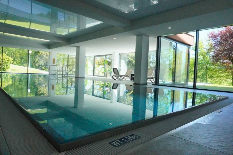 Holiday apartment with pool | Garden view — photo 3