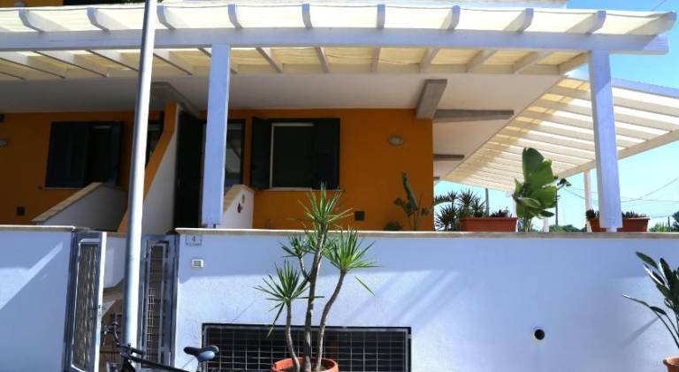Rental apartment with patio & garden — photo 4