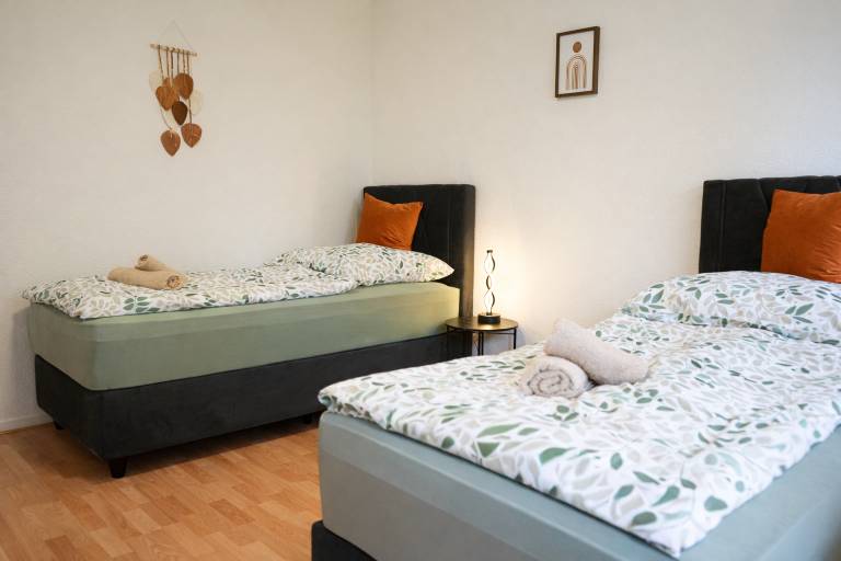 Holiday apartment with yard & terrace | Garden view — photo 3