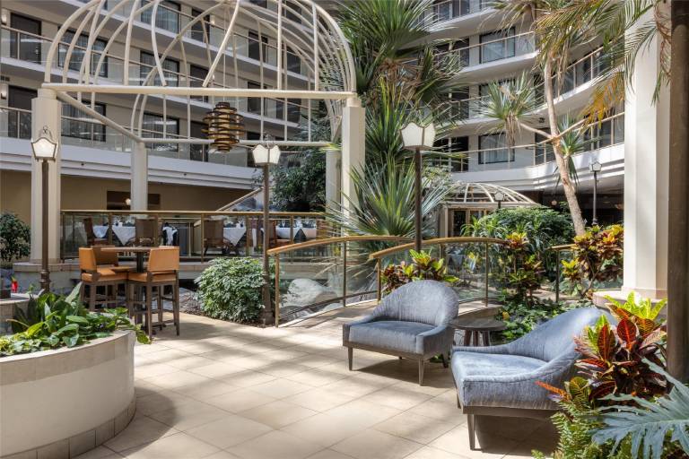 Embassy Suites by Hilton Birmingham — photo 2