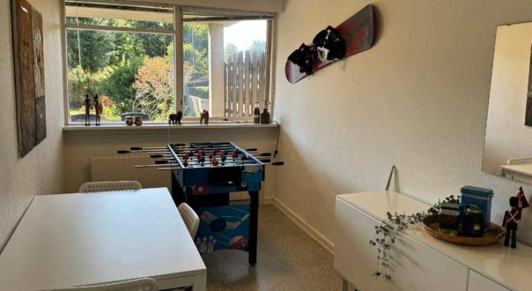 Hyggeligt Værelse med fælles opholdsrum og toilet — photo 3