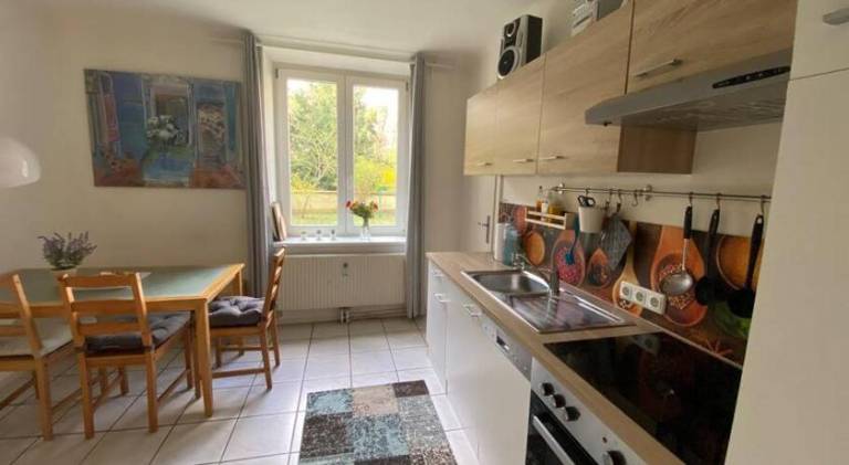 Rental apartment with 3 rooms for 6 persons — photo 2