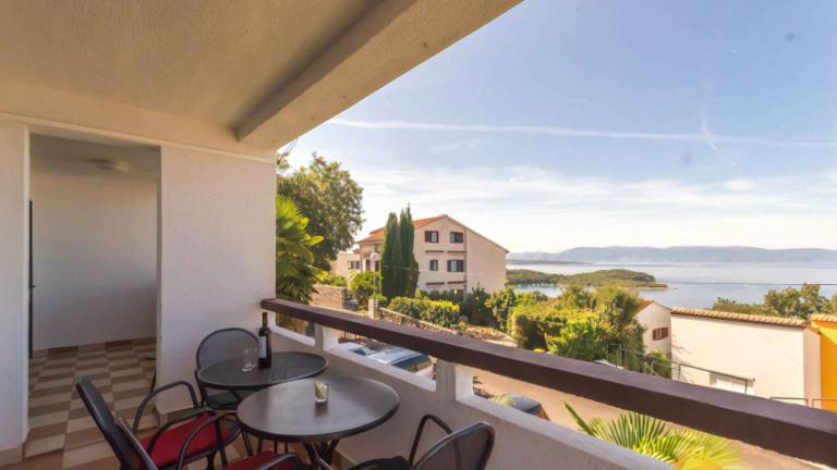 Apartamento Njivice