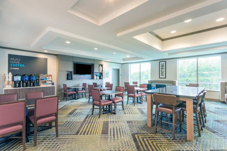 Holiday Inn Express Hotel & Suites Bethlehem By IHG — photo 3