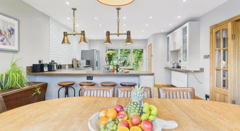 Wyvern – Beautiful & Spacious 4-Bedroom Home with Parking & Gardens — photo 3