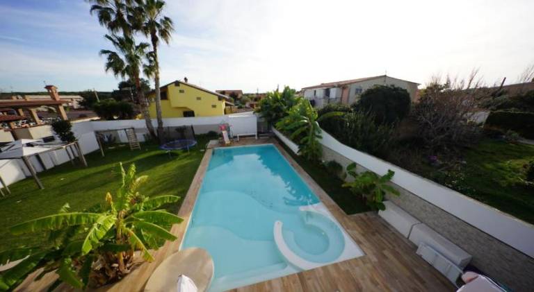 Villa with patio, pool & jacuzzi — photo 5