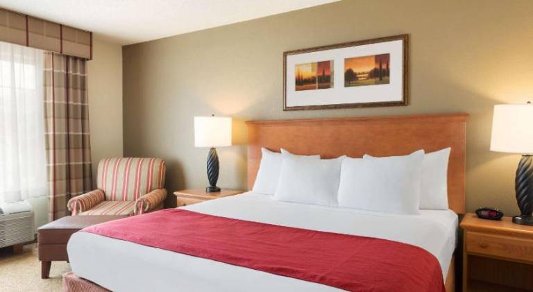 Country Inn & Suites by Radisson, Davenport - Quad Cities — photo 2